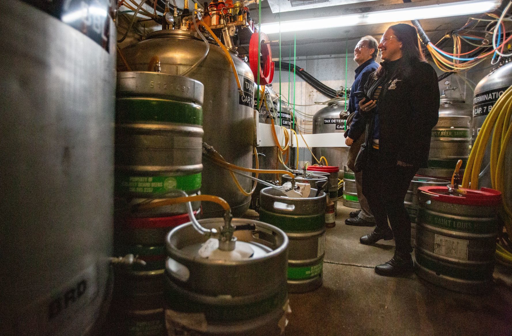 SLU brewing science class tours the Schlafly tap room